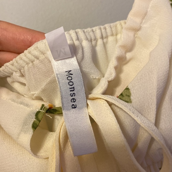 Moonsea Floral Dress - Picture 6 of 9